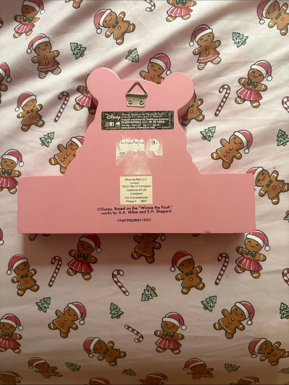 Winne the Pooh Mother’s Day wooden pink sign